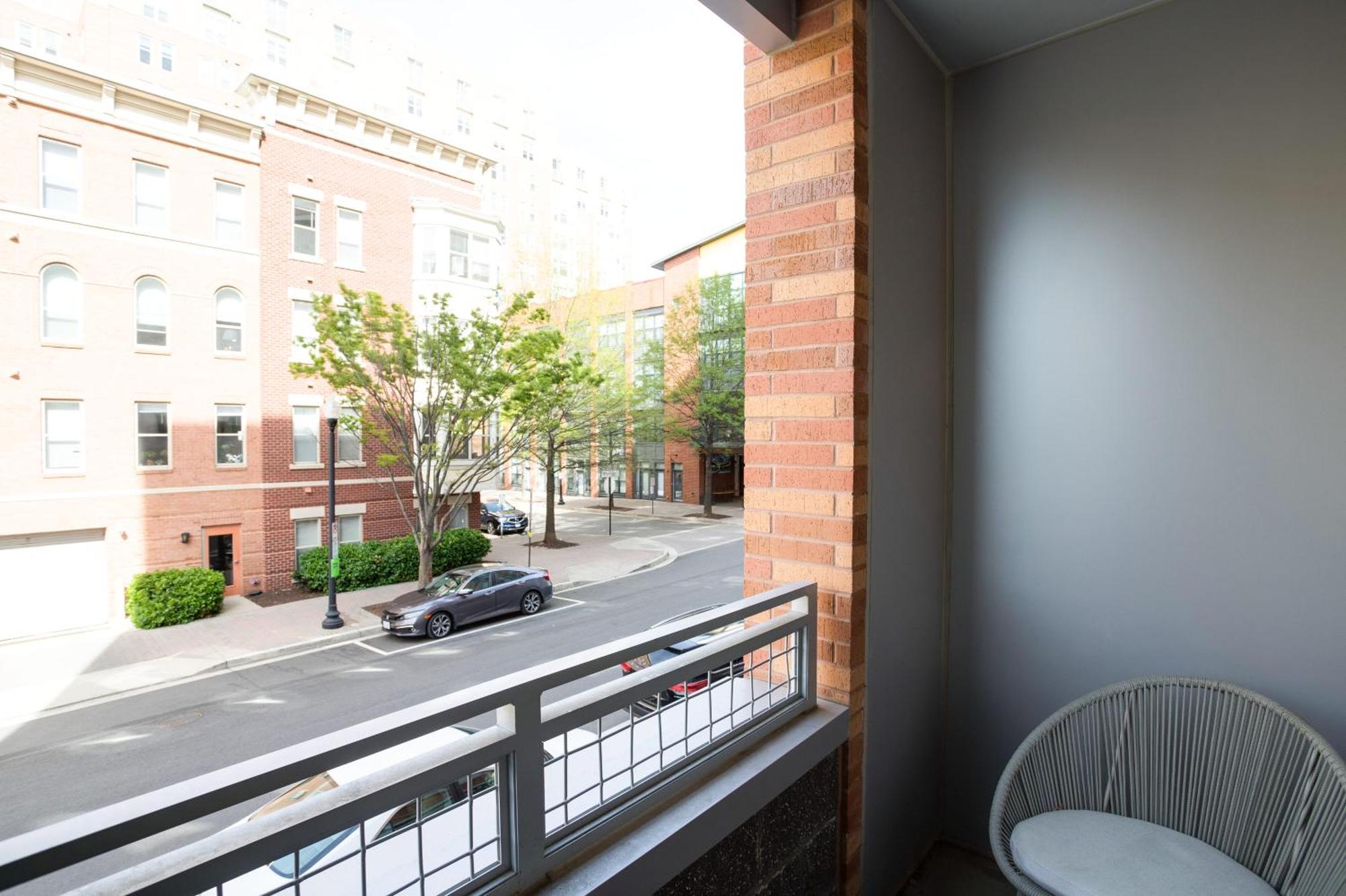 Stylish Condo At Clarendon With Rooftop Views Arlington Zewnętrze zdjęcie